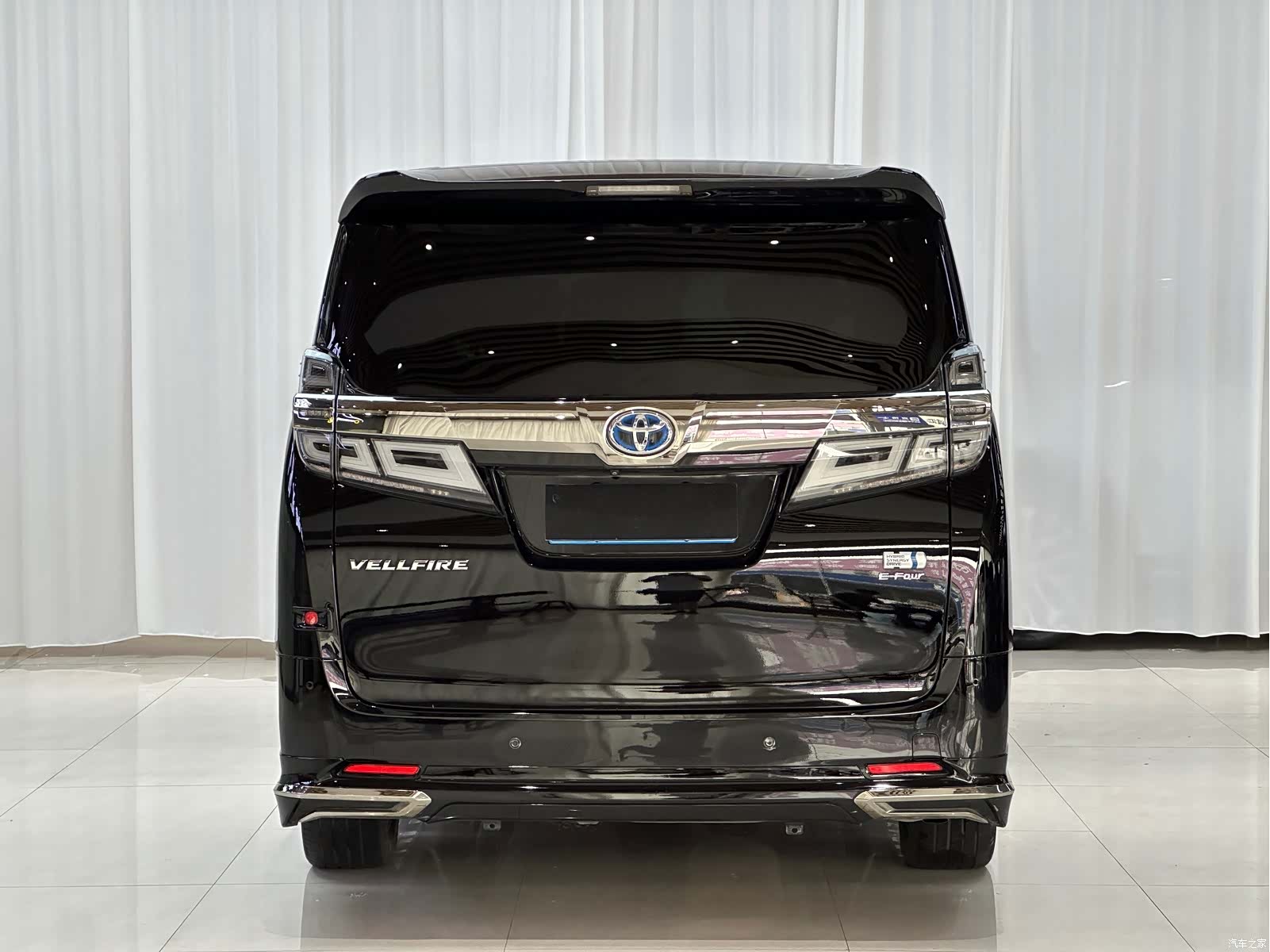 Toyota Vellfire, 2019 11