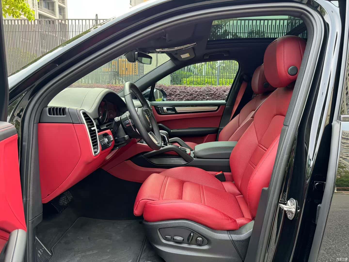 Porsche Cayenne, 2023 12
