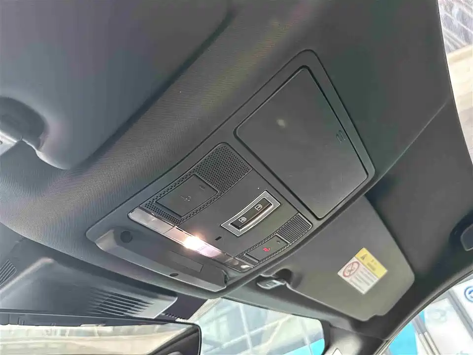 Land Rover Discover sports