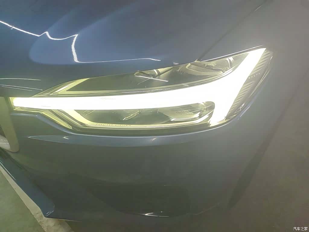 Volvo XC60, 2018 24