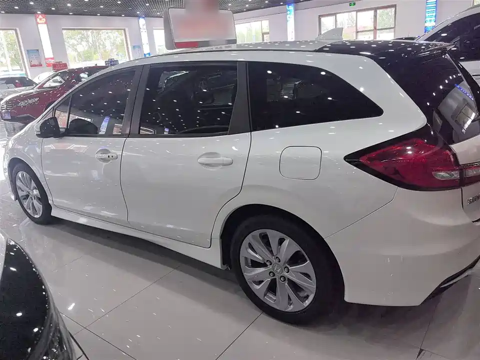 Honda Jade