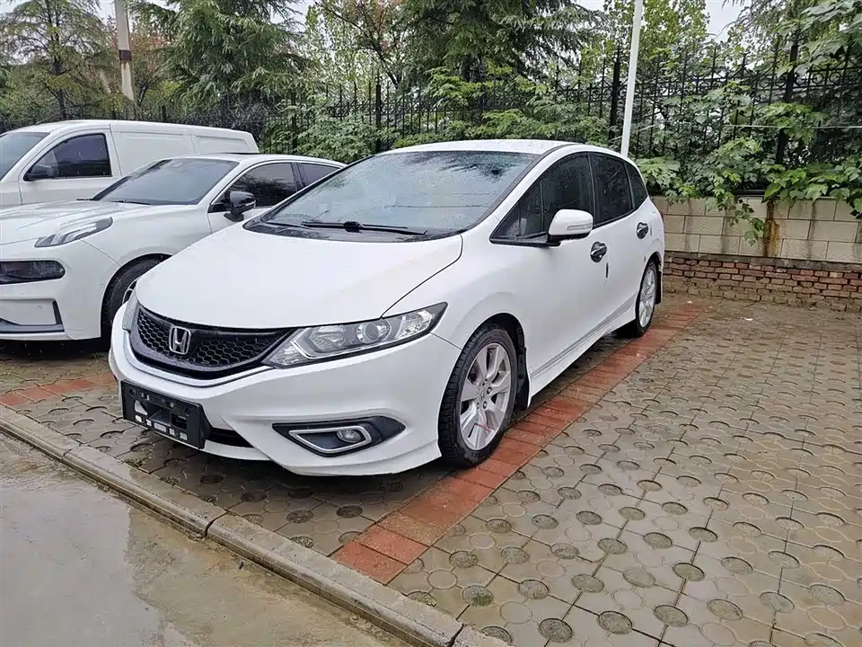 Honda Jade