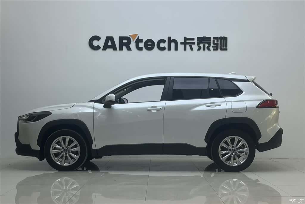 Toyota Corolla, 2024 4
