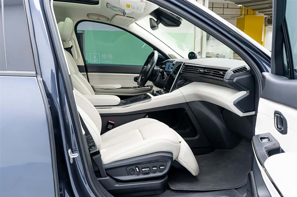 NIO ES8, 2020 19