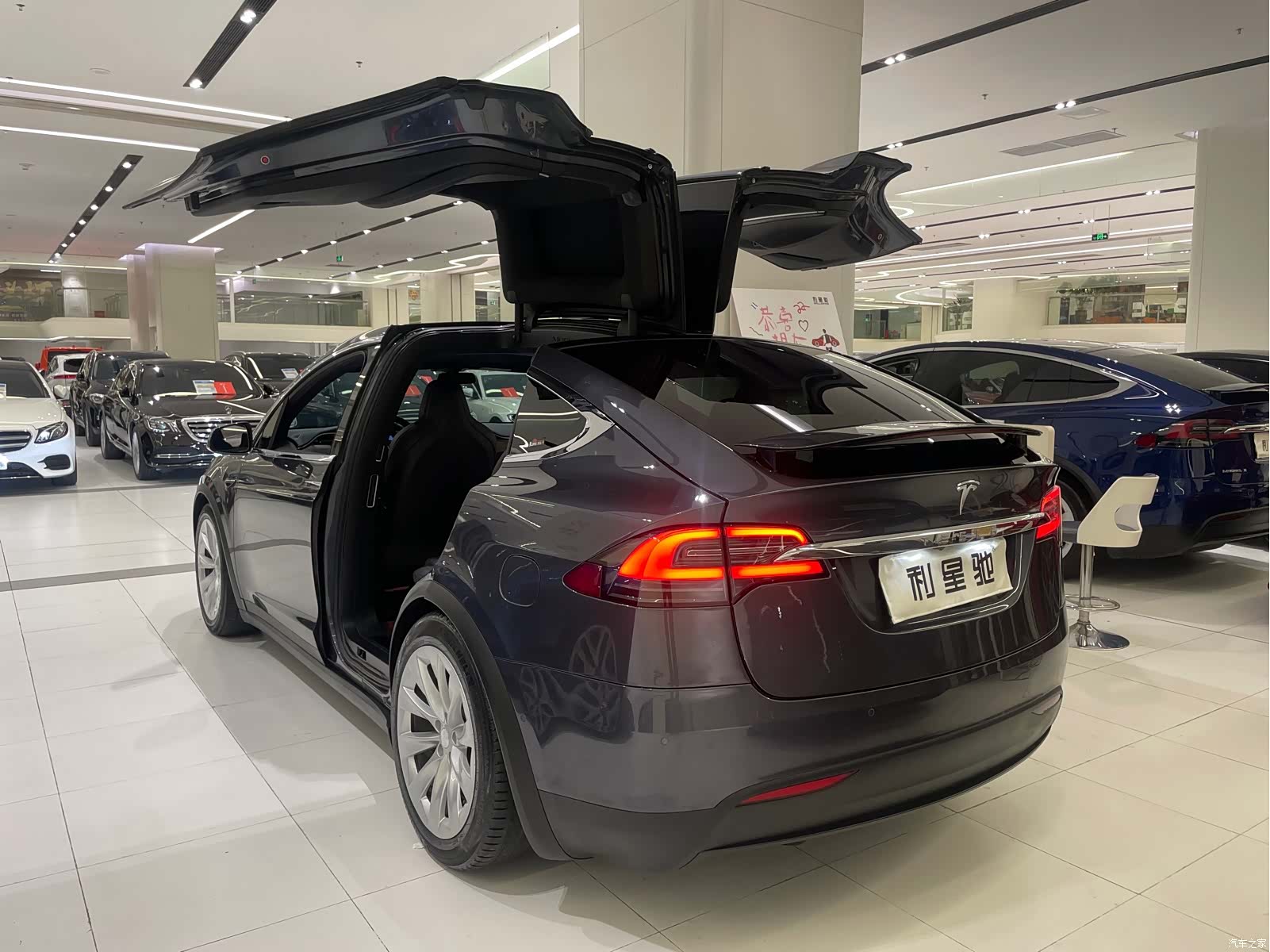 Tesla Model X, 2018 4