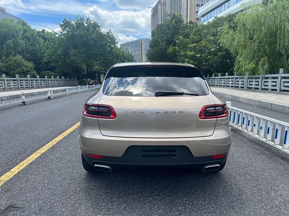 Porsche Macan Porsche Macan