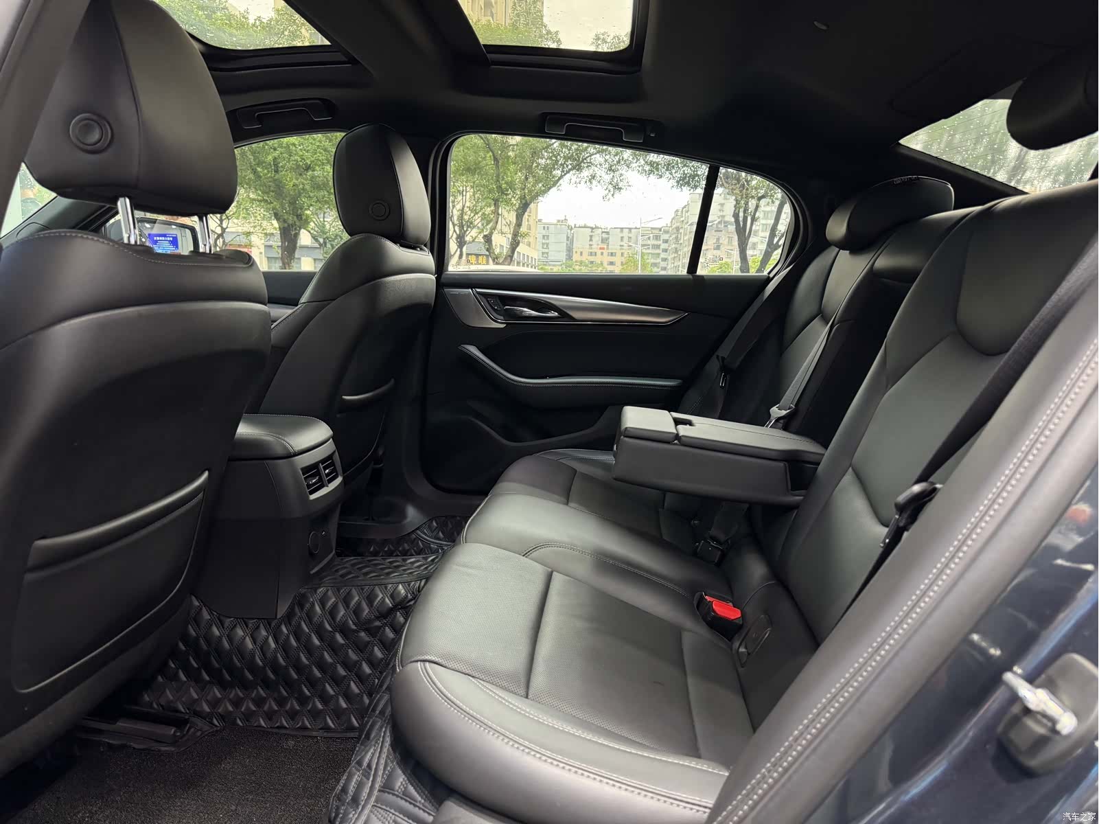 Cadillac CT5, 2022 8