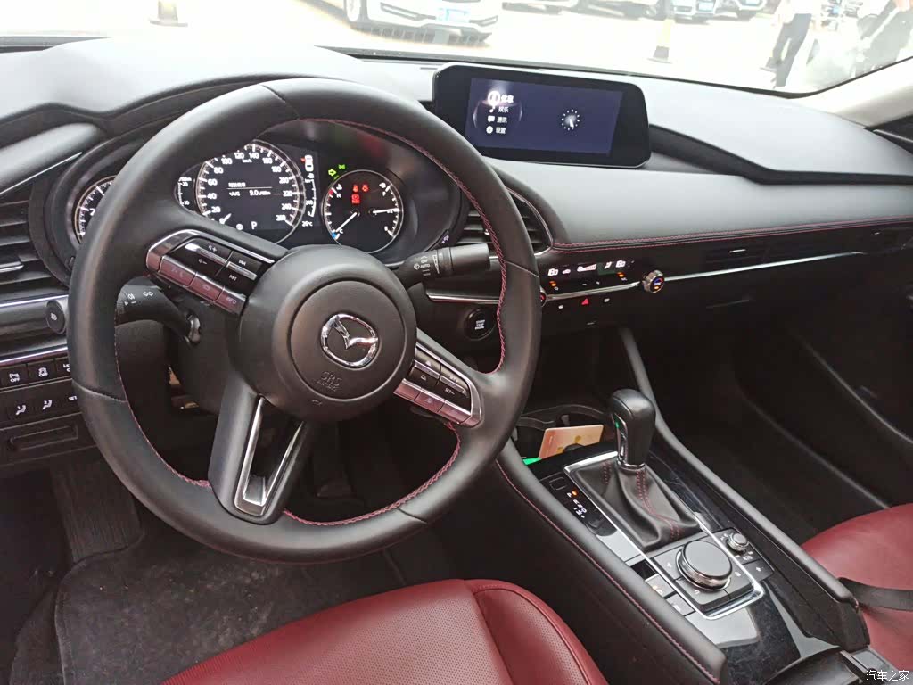 Mazda Mazda3, 2023 6