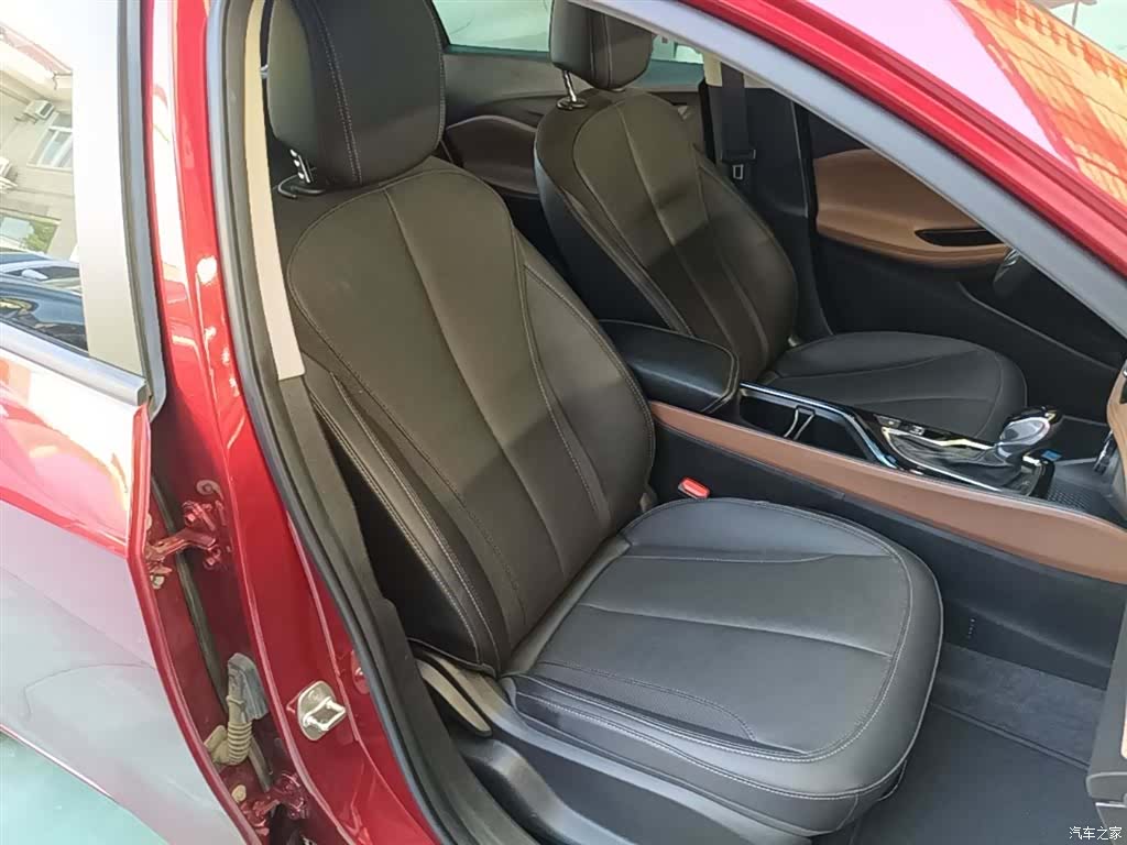 Buick Verano, 2022 25