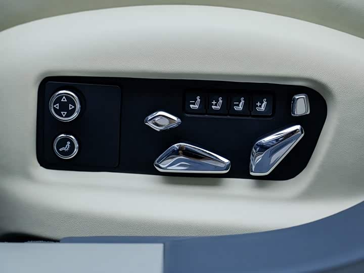 Bentley Flying Spur cha dian hun dong 2025 4.0T V8 Mulliner