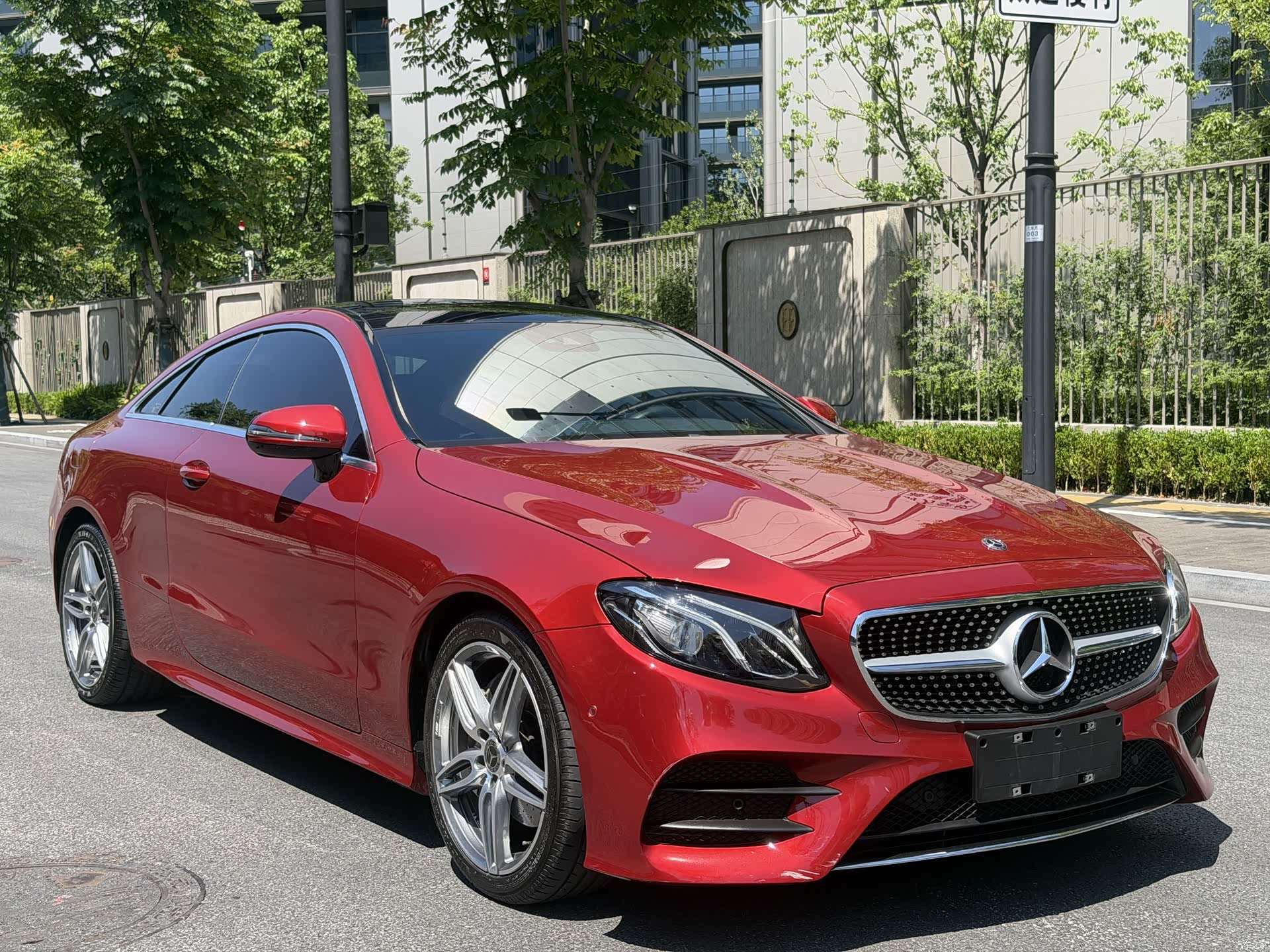 Mercedes-Benz E-Class, 2018 3