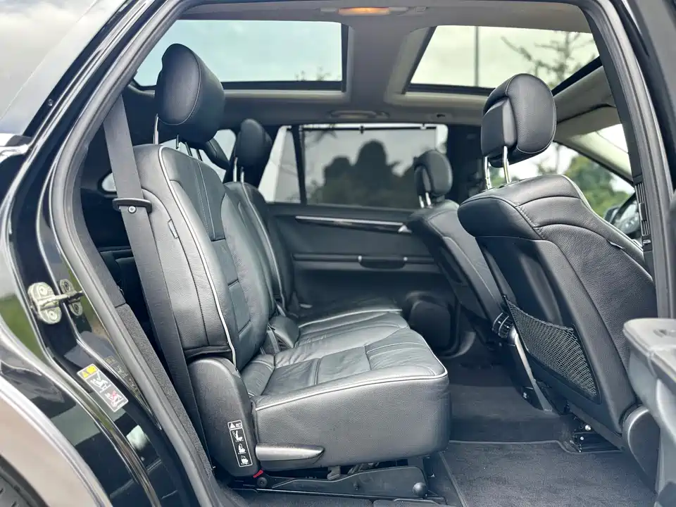 Mercedes-Benz R-class