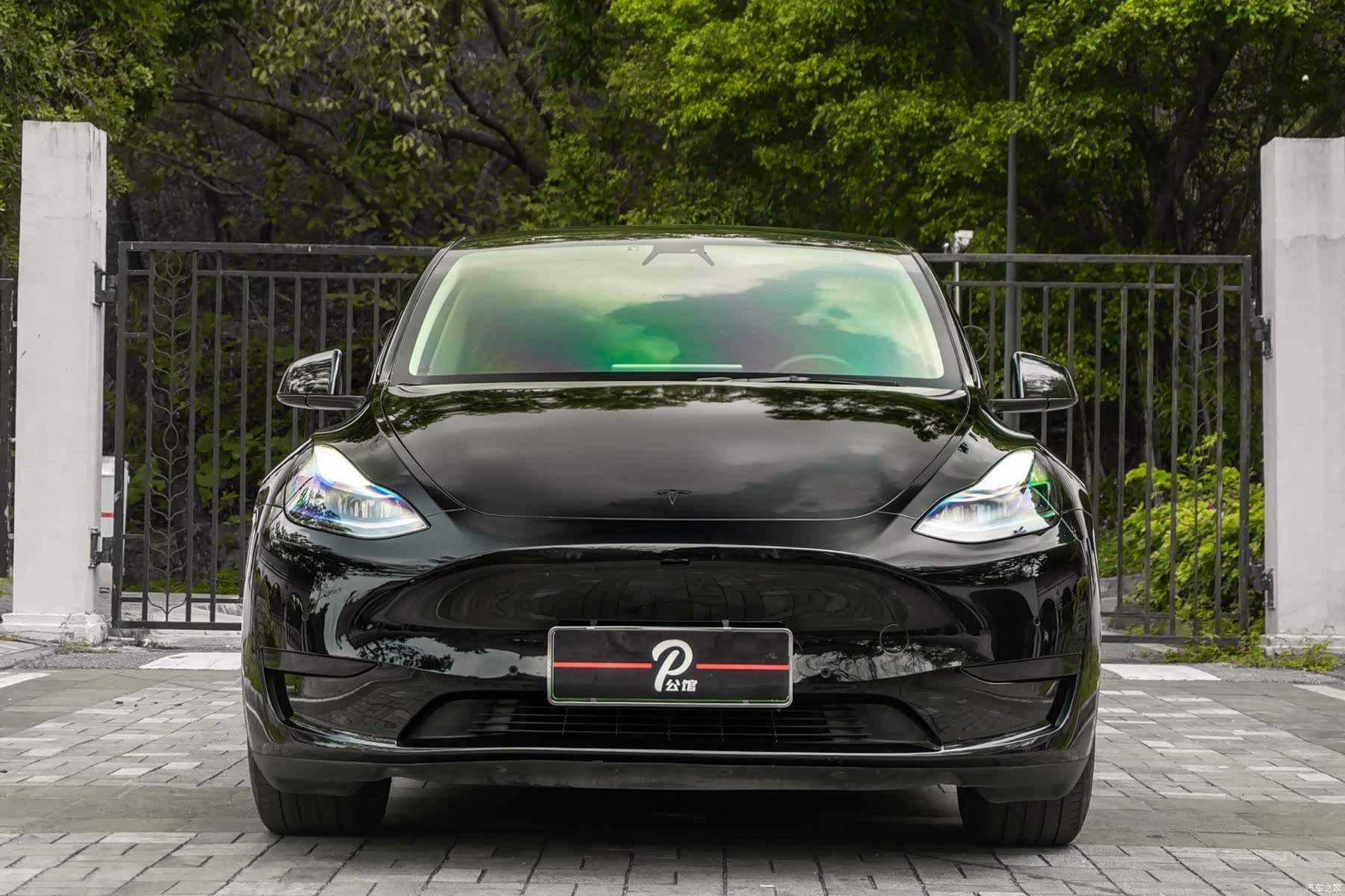 Tesla Model Y, 2022 2