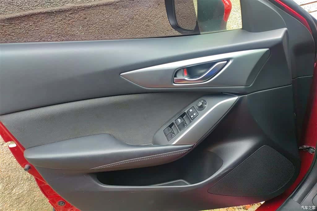 Mazda CX-4, 2017 7