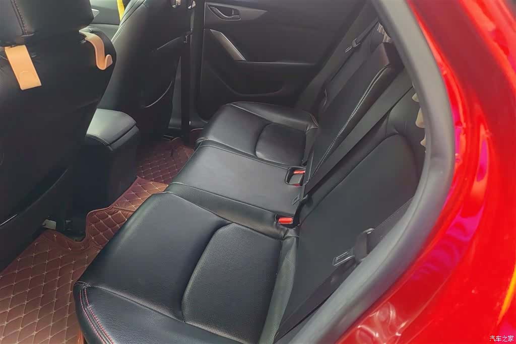 Mazda CX-4, 2017 11
