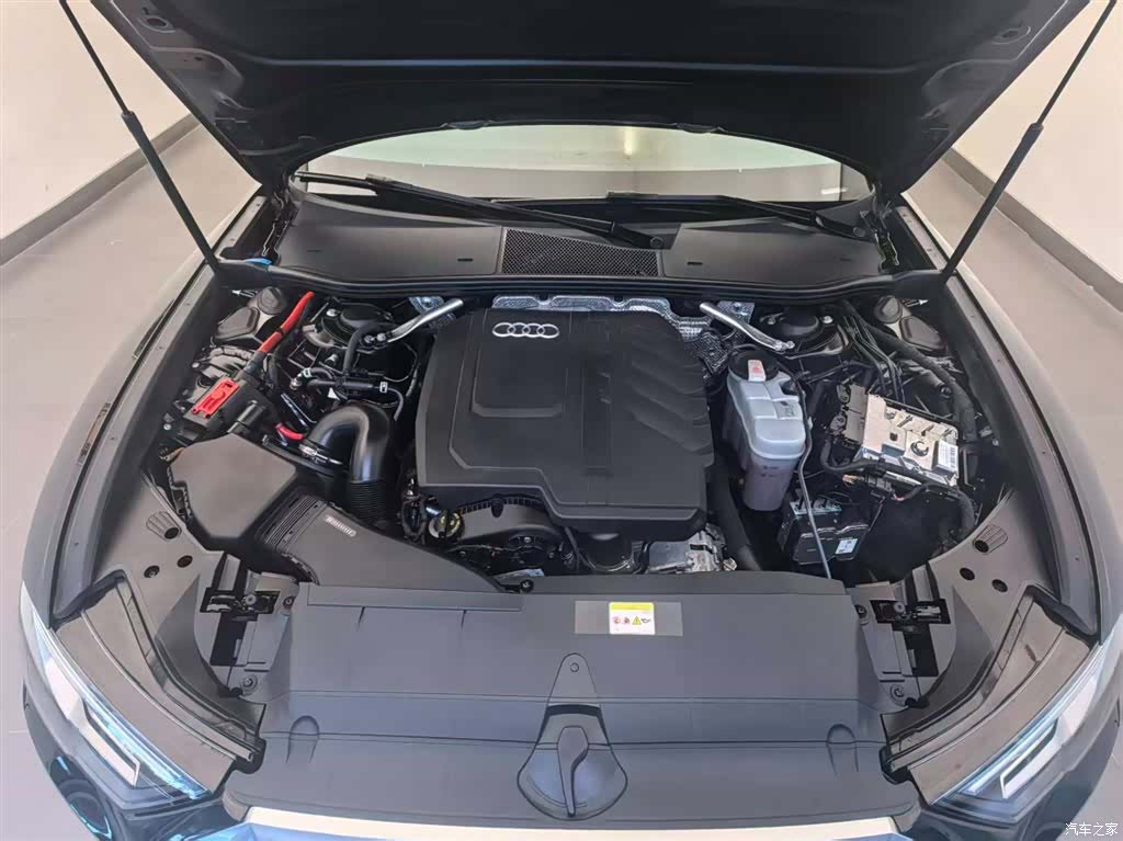 Audi A6L, 2024 все фото