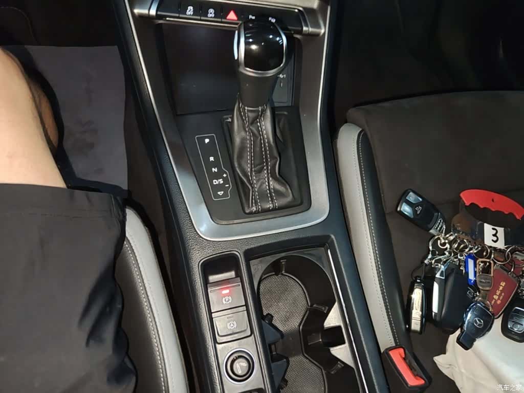 Audi Q3, 2022 14