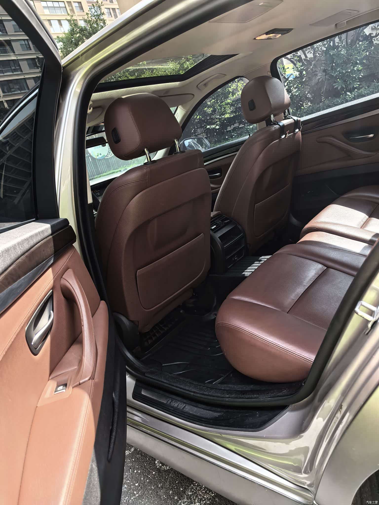 BMW 5 Series, 2016 10