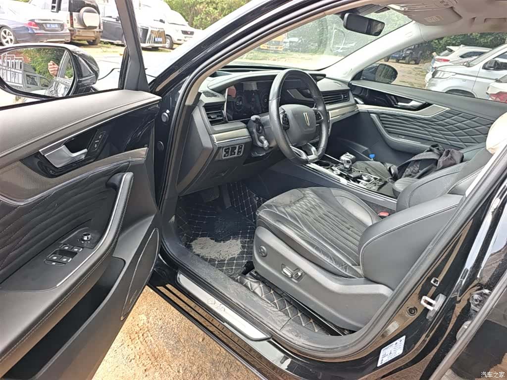 Hongqi HS5, 2023 15