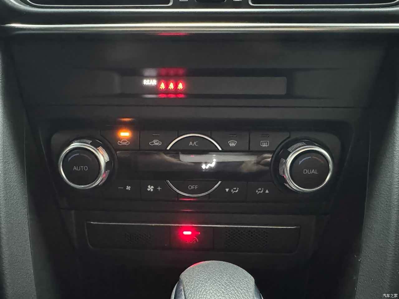 Mazda CX-4, 2023 13