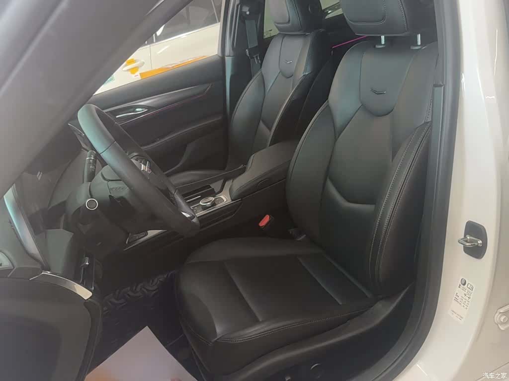 Cadillac CT5, 2024 9