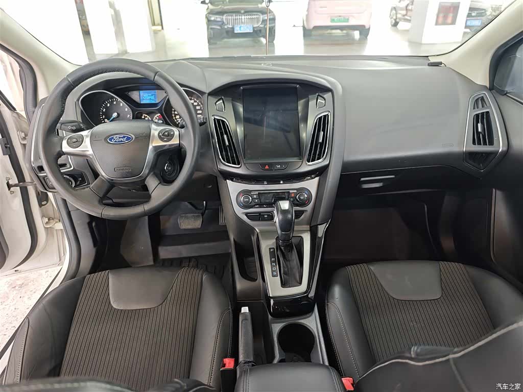 Ford Focus, 2014 7