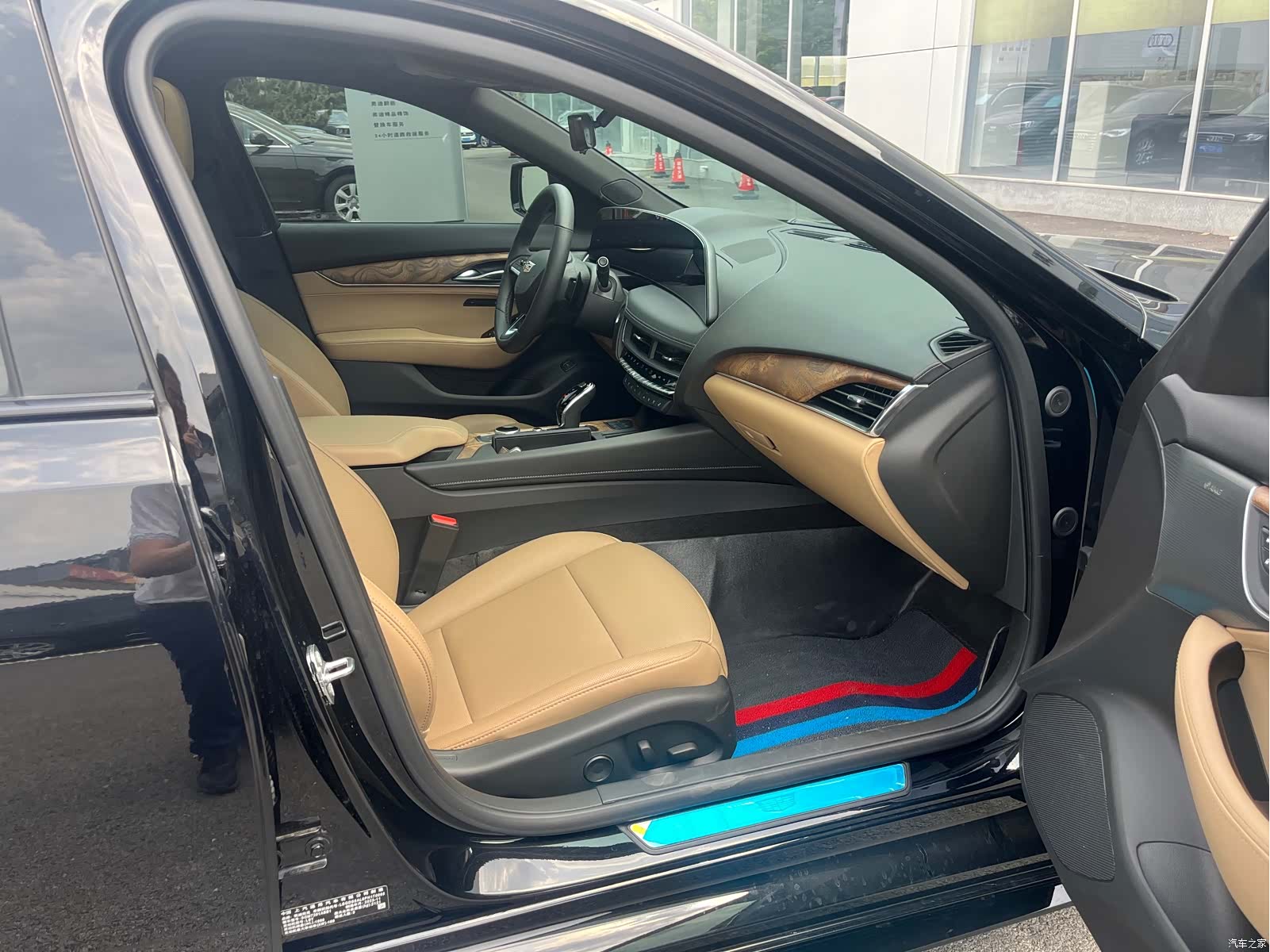 Cadillac CT5, 2025 19