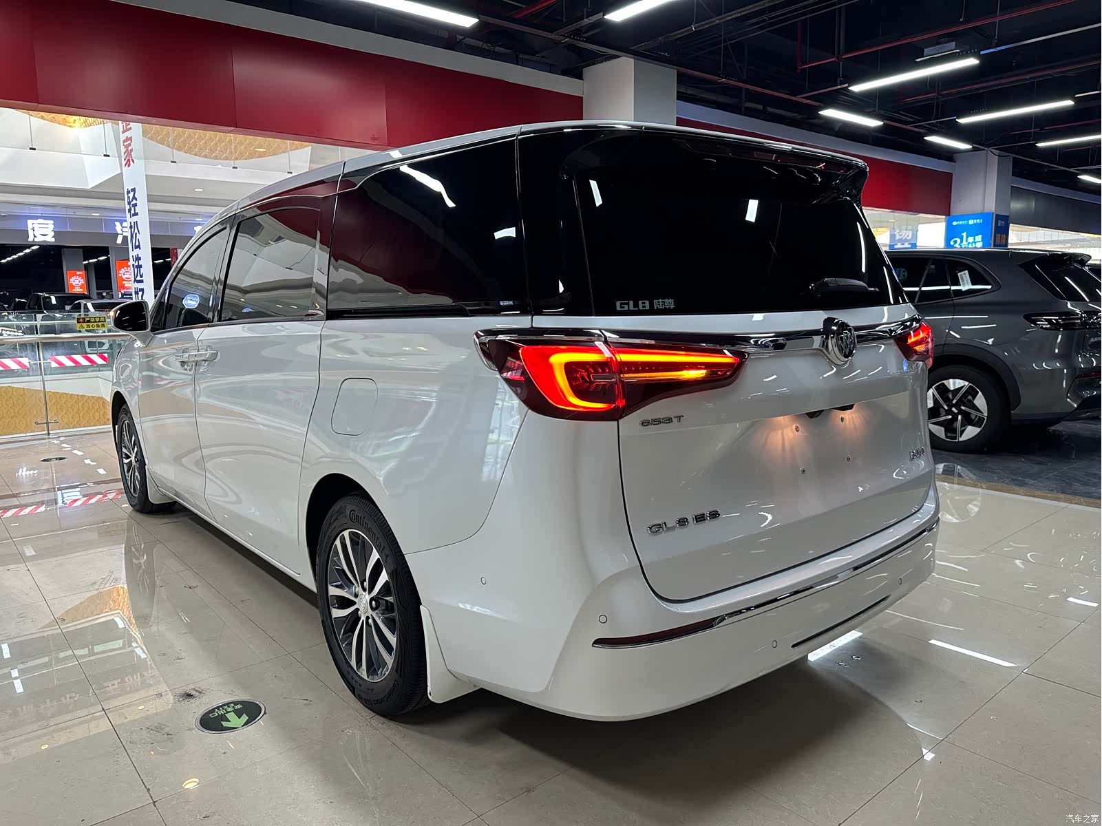 Buick GL8, 2021 6
