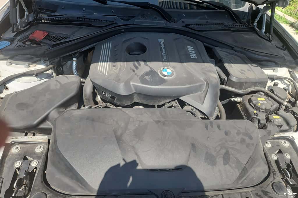 BMW 3 Series, 2019 10