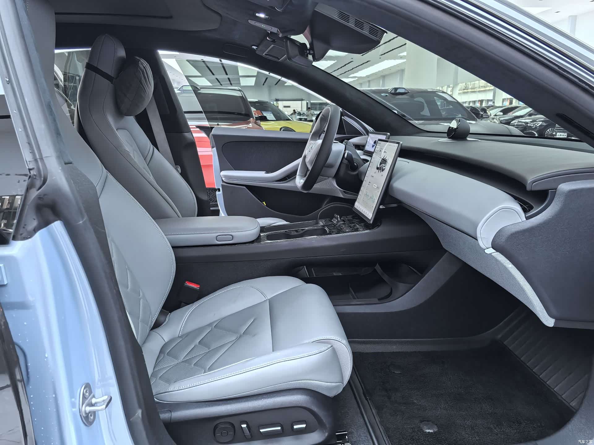 NIO ET5, 2025 10