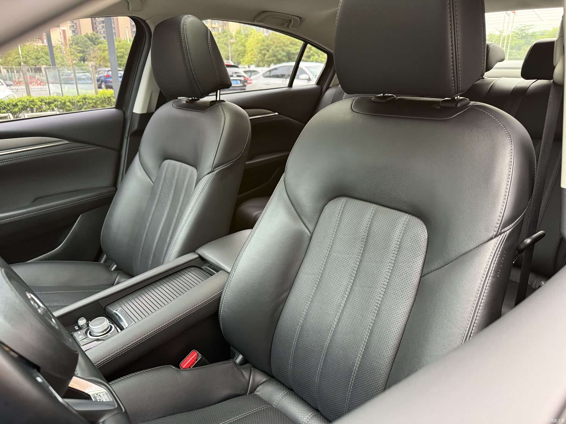 Mazda Atenza, 2020 13