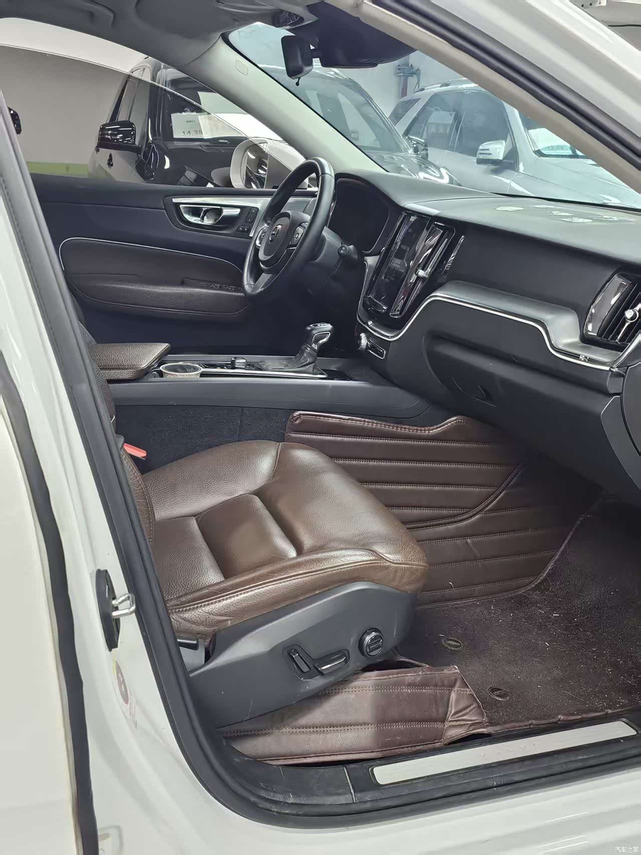 Volvo XC60, 2020 13