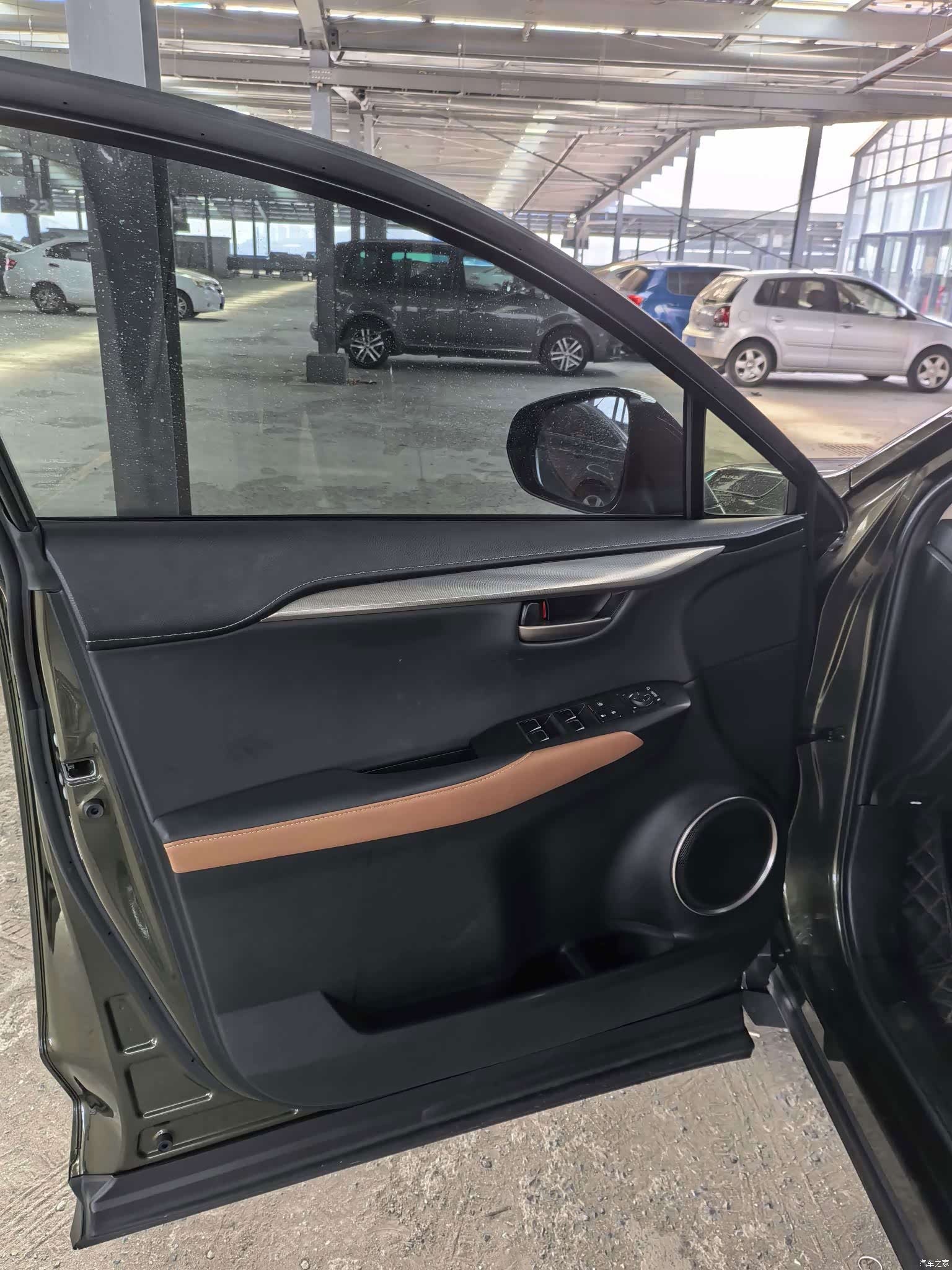 Lexus NX, 2020 7