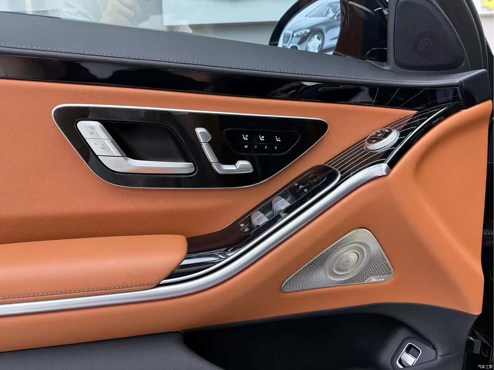 Mercedes-Benz S-Class, 2024 6