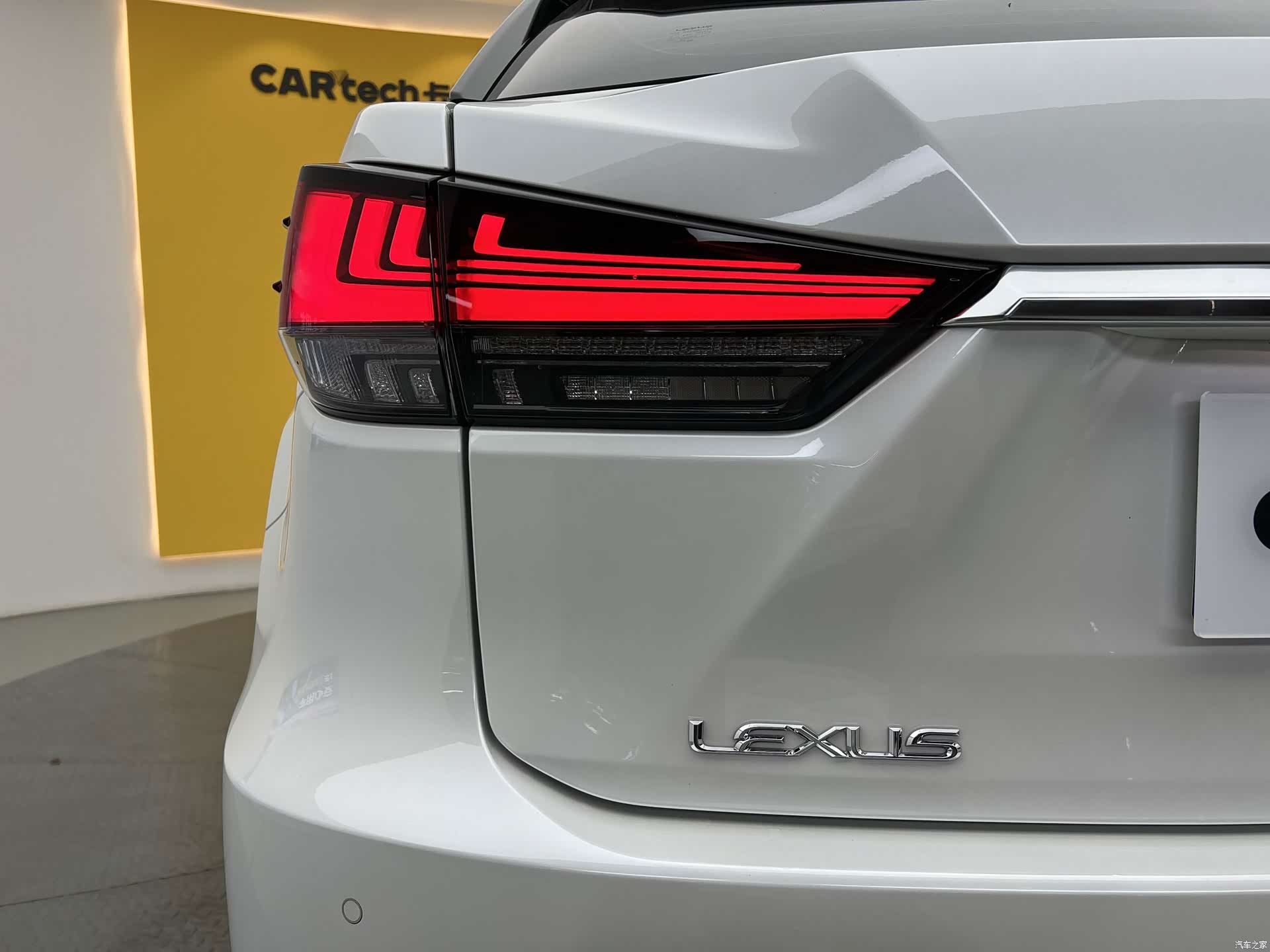 Lexus RX, 2022 21