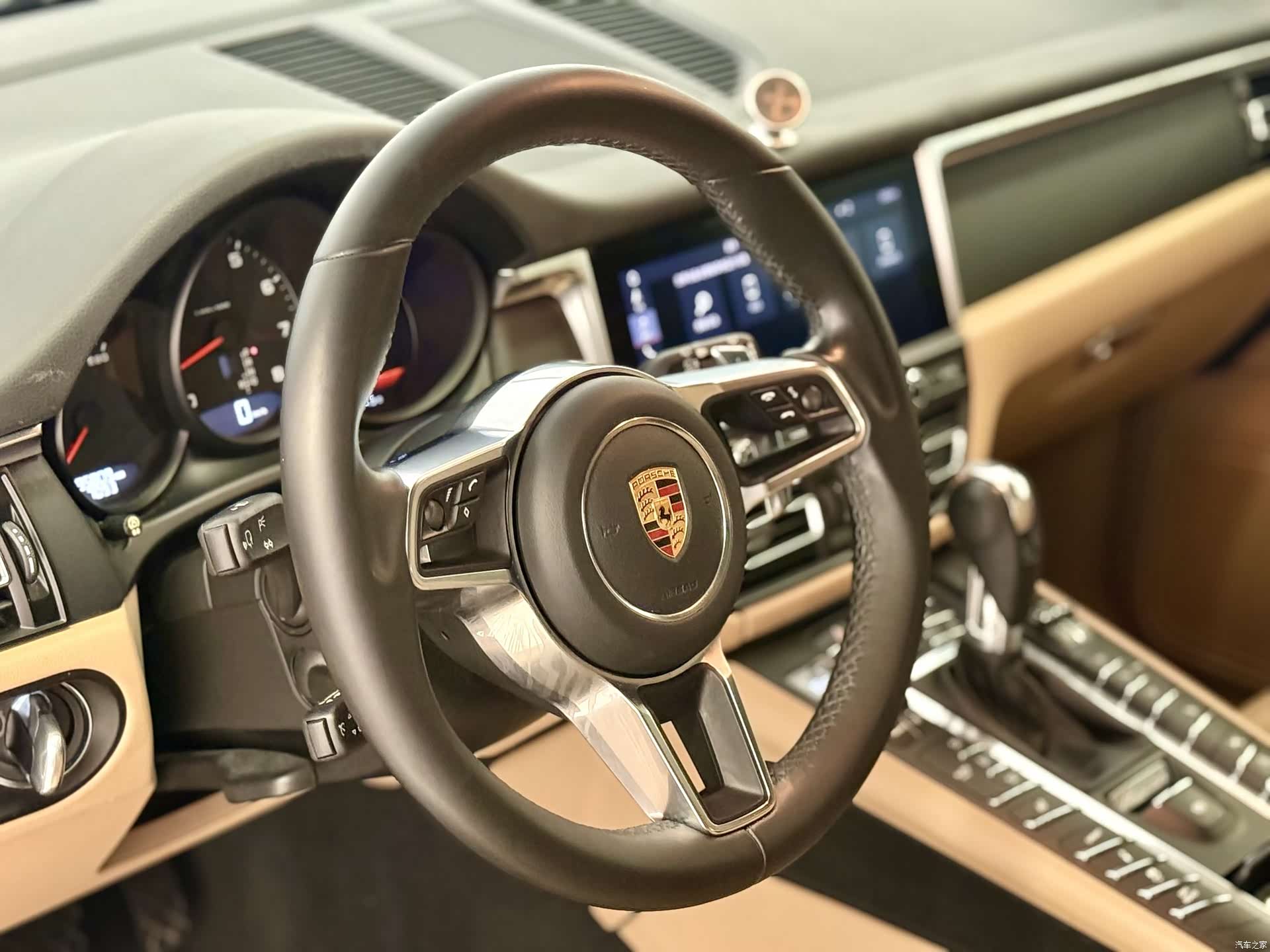 Porsche Macan, 2019 8