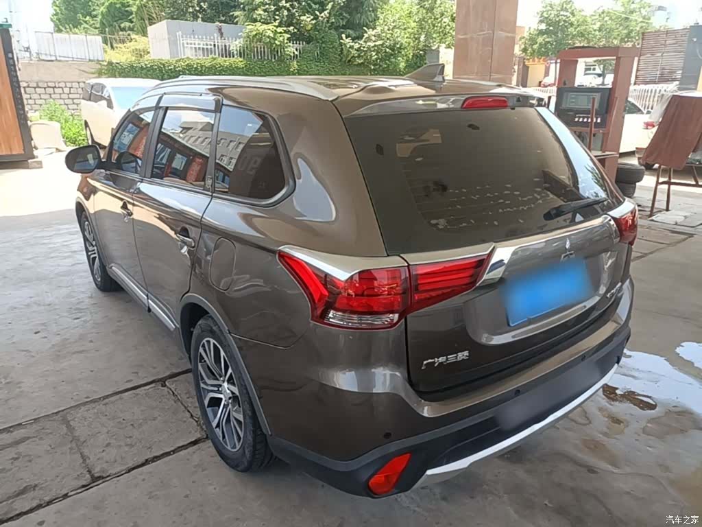 Mitsubishi Outlander, 2017 все фото