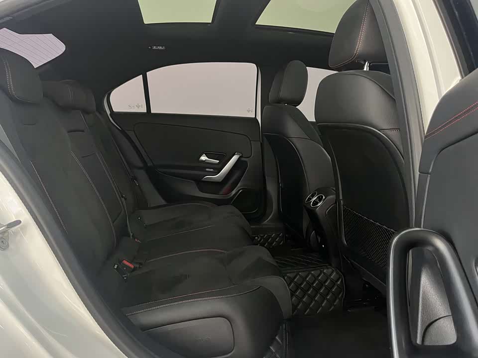 Mercedes-Benz Class A Mercedes-Benz Class A