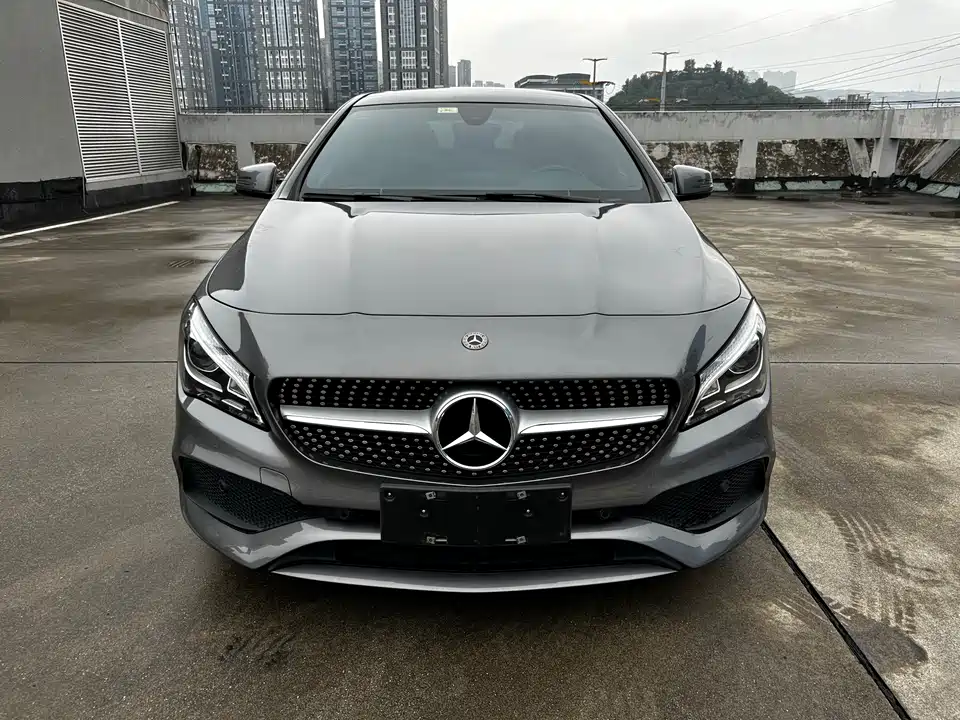 Mercedes-Benz CLA