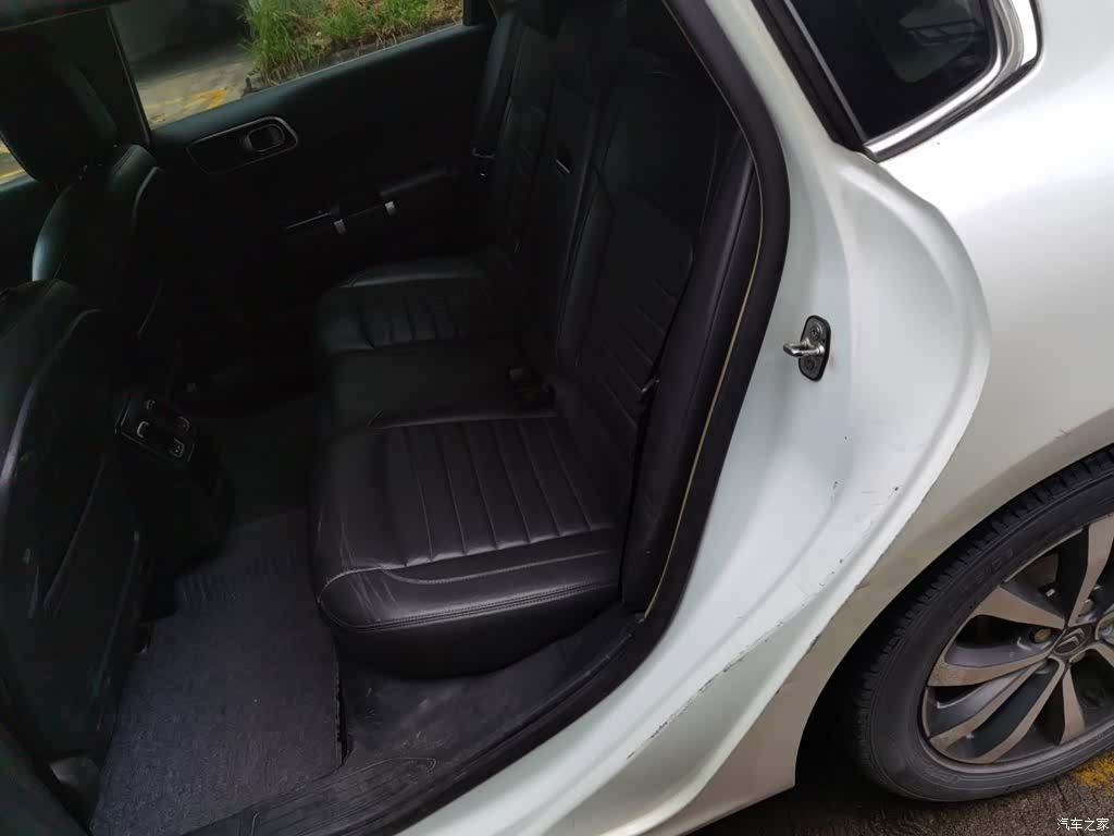 Citroen C6, 2017 14