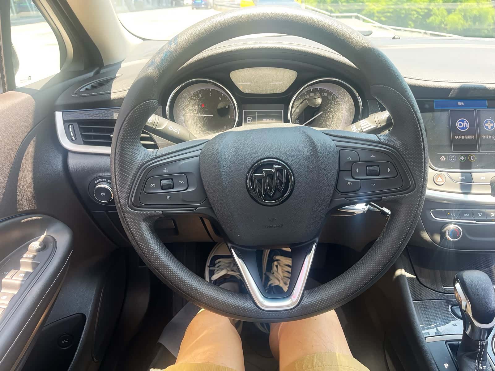 Buick Verano, 2020 13