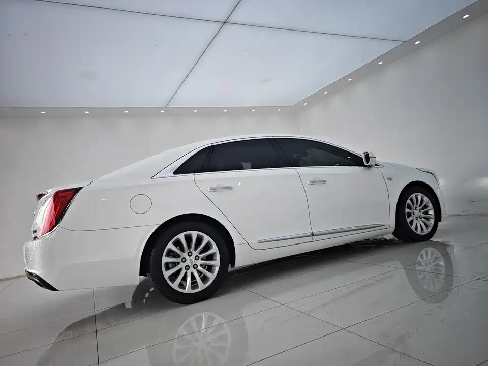Cadillac XTS
