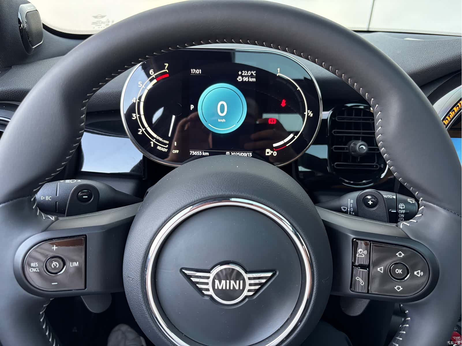 Mini Cooper, 2023 13