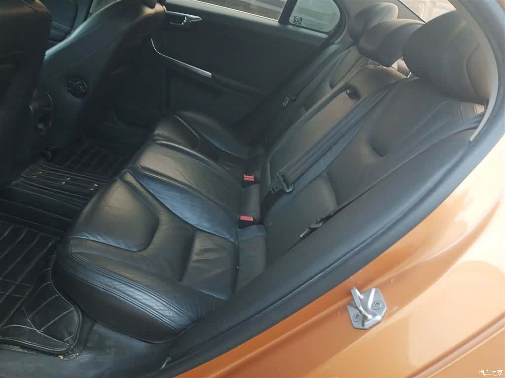 Volvo S60, 2014 14