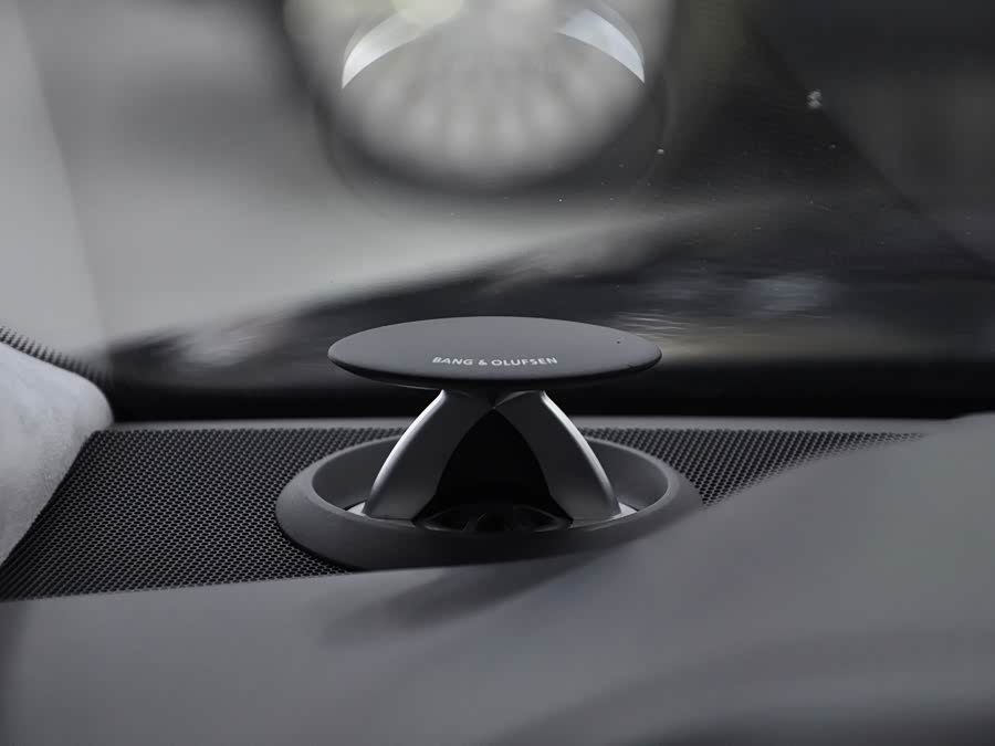 Audi A8 2021, фото 12