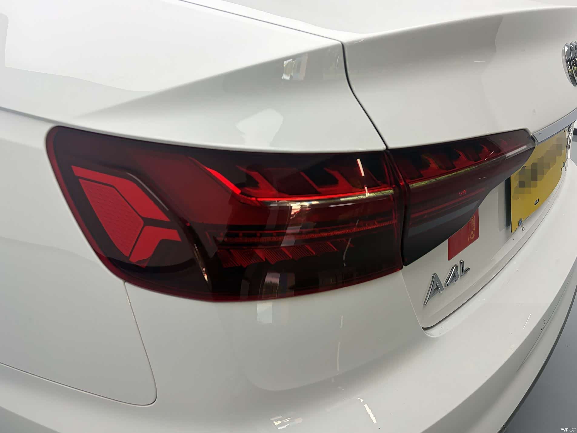 Audi A4L, 2021 9