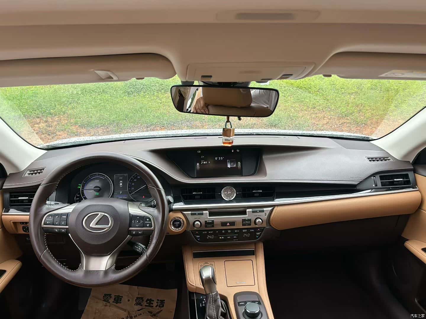 Lexus ES, 2016 6
