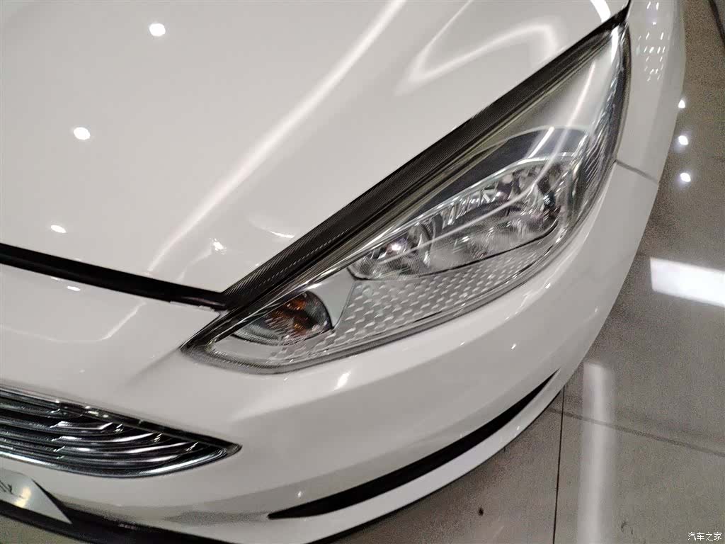 Ford Focus, 2018 18