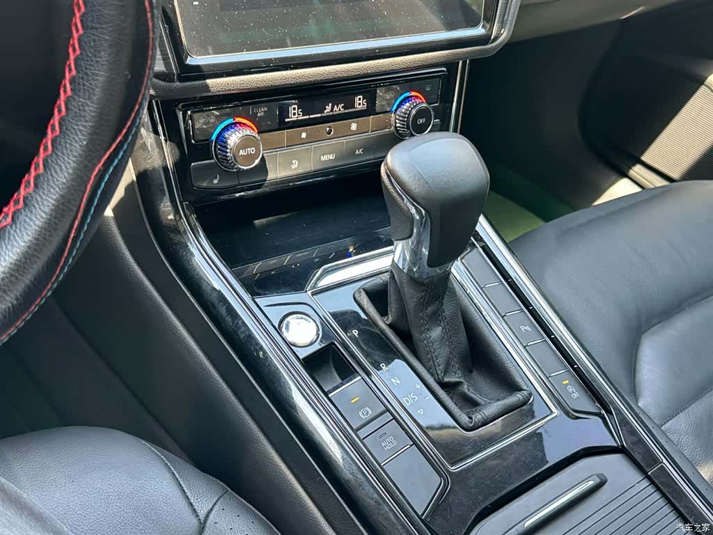 Volkswagen Phideon, 2018 8