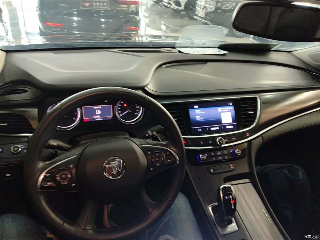 Buick LaCrosse, 2021 10
